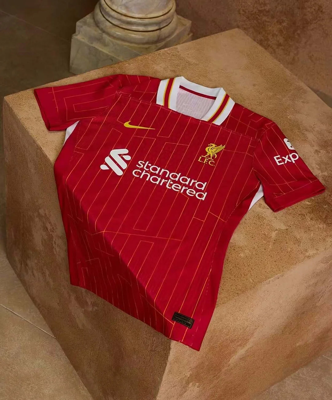 Liverpool Hemmatröja 2024/25
